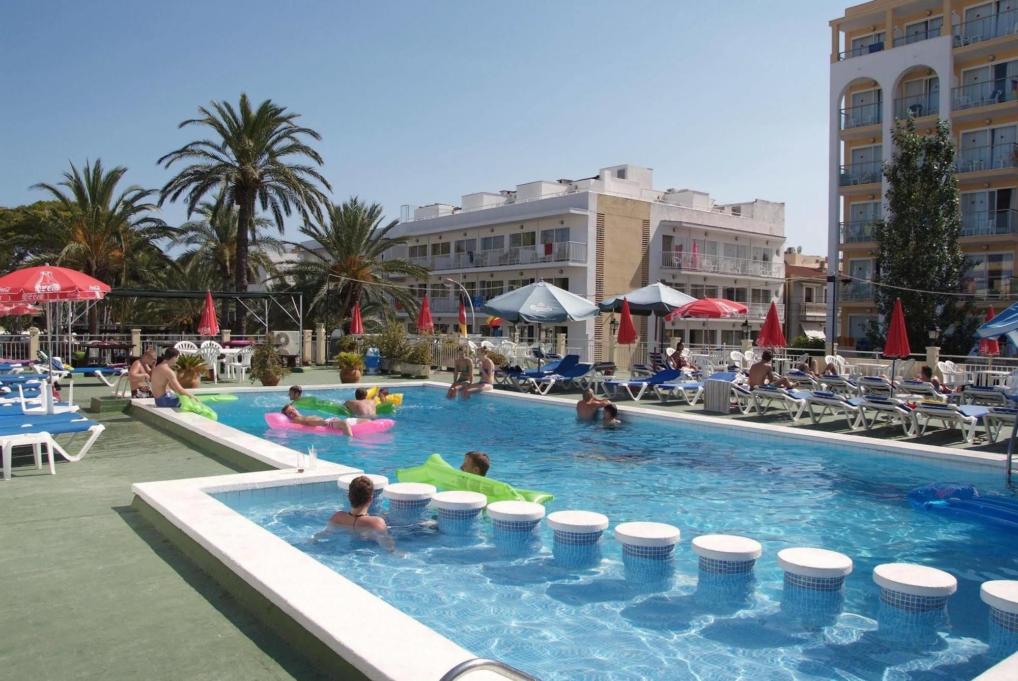Hotel Gami Adults Only Cala Ratjada  Bagian luar foto